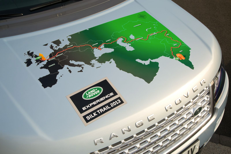 Illustration for article titled Land Rover Completes World’s First Hybrid Expedition Along Silk Trail From Solihull To Mumbai